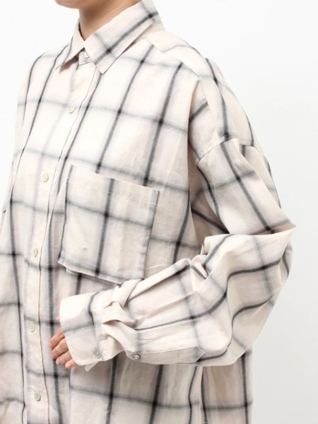 画像6: ☆予約☆ Ungrid (アングリッド ) - カットオフデザインチェックルーズシャツ (6)
