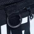 画像8: NEW ERA ( ニューエラ ) - ウエストバッグ 2L プリントロゴ ブラック × ホワイト (8)