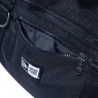 画像11: NEW ERA ( ニューエラ ) - ウエストバッグ 2L ブラック (11)