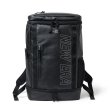 画像2: NEW ERA ( ニューエラ ) - ボックスパック 32L TPU プリントロゴ アウトライン ブラック × リフレクトシルバー (2)