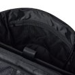 画像8: NEW ERA ( ニューエラ ) - ボックスパック 32L TPU プリントロゴ アウトライン ブラック × リフレクトシルバー (8)