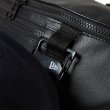 画像9: NEW ERA ( ニューエラ ) - ウエストバッグ 2L シンセティックレザー ブラック (9)