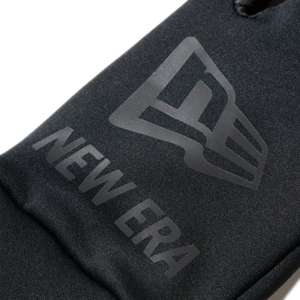 画像5: NEW ERA ( ニューエラ ) - イータッチ フリース ウォーマーグローブ ビッグフラッグロゴ ブラック/ブラック FW25 (5)