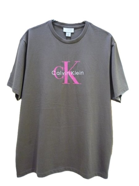 画像2: CALVIN KLEIN JEANS (カルバンクラインジーンズ) - ショートスリーブモノグラムプリントTシャツ SS HERO MONO LOGO TEE 20S [ロウン、ミンギュ着用商品] (2)