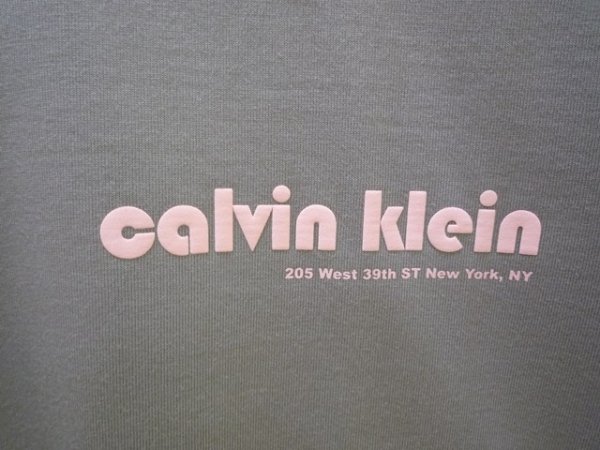 画像4: CALVIN KLEIN JEANS (カルバンクラインジーンズ) - Tシャツ - ショートスリーブグラフィックロゴTシャツ (4)