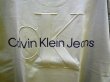 画像11: CALVIN KLEIN JEANS (カルバンクラインジーンズ) - ショートスリーブユニセックスエンボスロゴTシャツ (11)