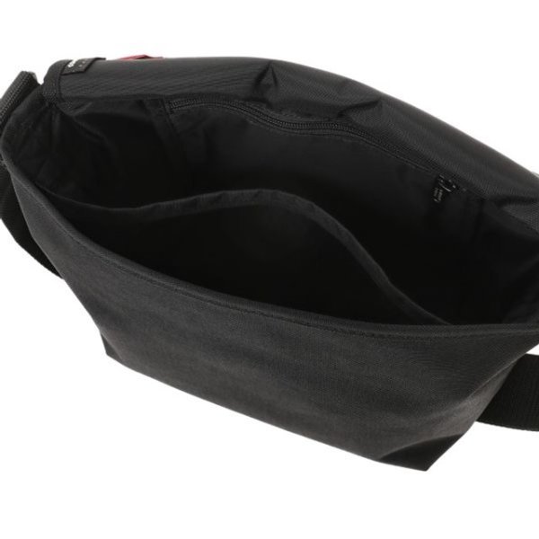 画像11: Manhattan Portage (マンハッタンポーテージ) - Nylon Messenger Bag JR Back Pocket W/ Divider Magnet (11)