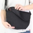 画像14: Manhattan Portage (マンハッタンポーテージ) - Nylon Messenger Bag JR Back Pocket W/ Divider Magnet (14)