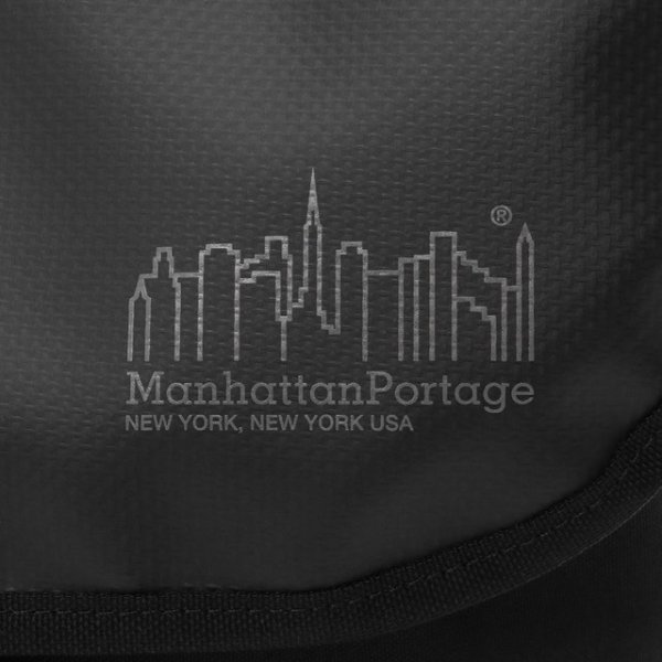 画像11: Manhattan Portage (マンハッタンポーテージ) - Pacific Nylon Messenger Bag JR Flap Zipper Pocket W/Divider (11)