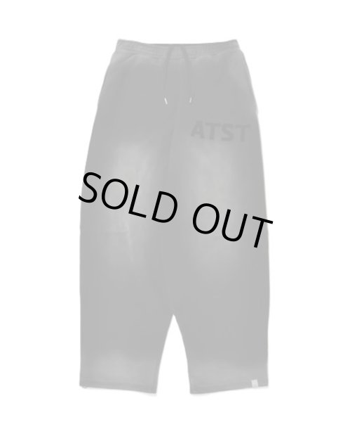 画像2: SUPERTHANKS (スーパーサンクス) - Sun faded Flocky print Sweat Side-tuck Wide Pants (2)