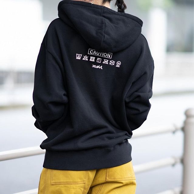 X-girl ( エックスガール ) - FACE PATCH SWEAT HOODIE - FAITHWEB